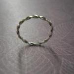 Simple, Twisted Ring